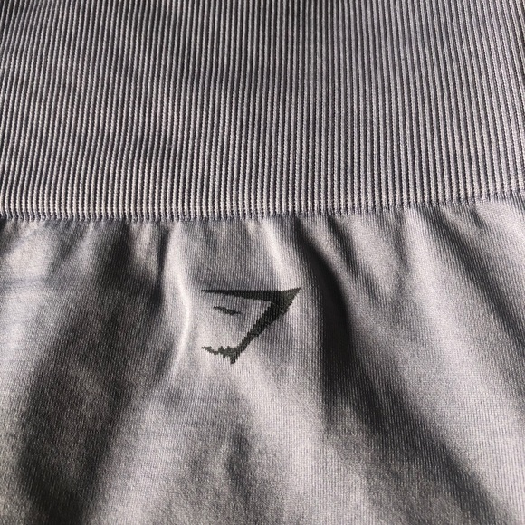 <SOLD> Gymshark high waisted fit legging - Picture 2 of 3